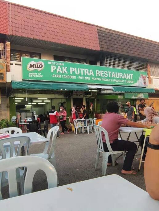 2 Bedroom Apartment Next To Historical Spots Malacca Exterior foto